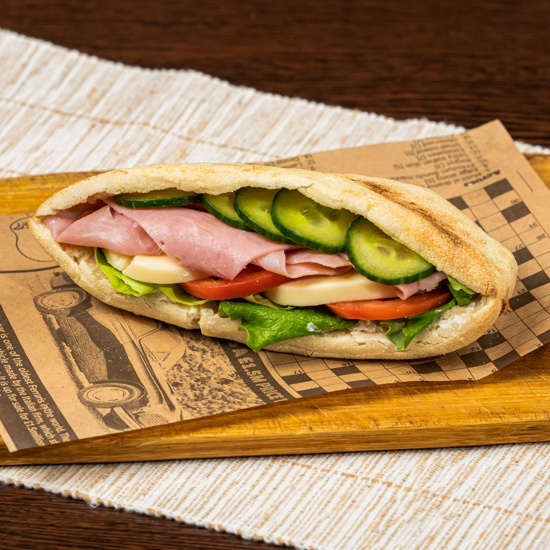 Poza cu Sandwich cu prosciutto cotto