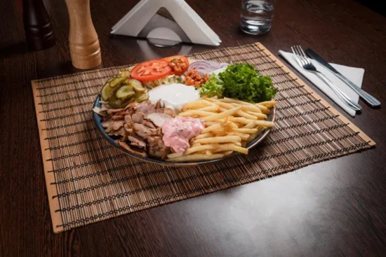 Poza cu Meniu Gyros Mix